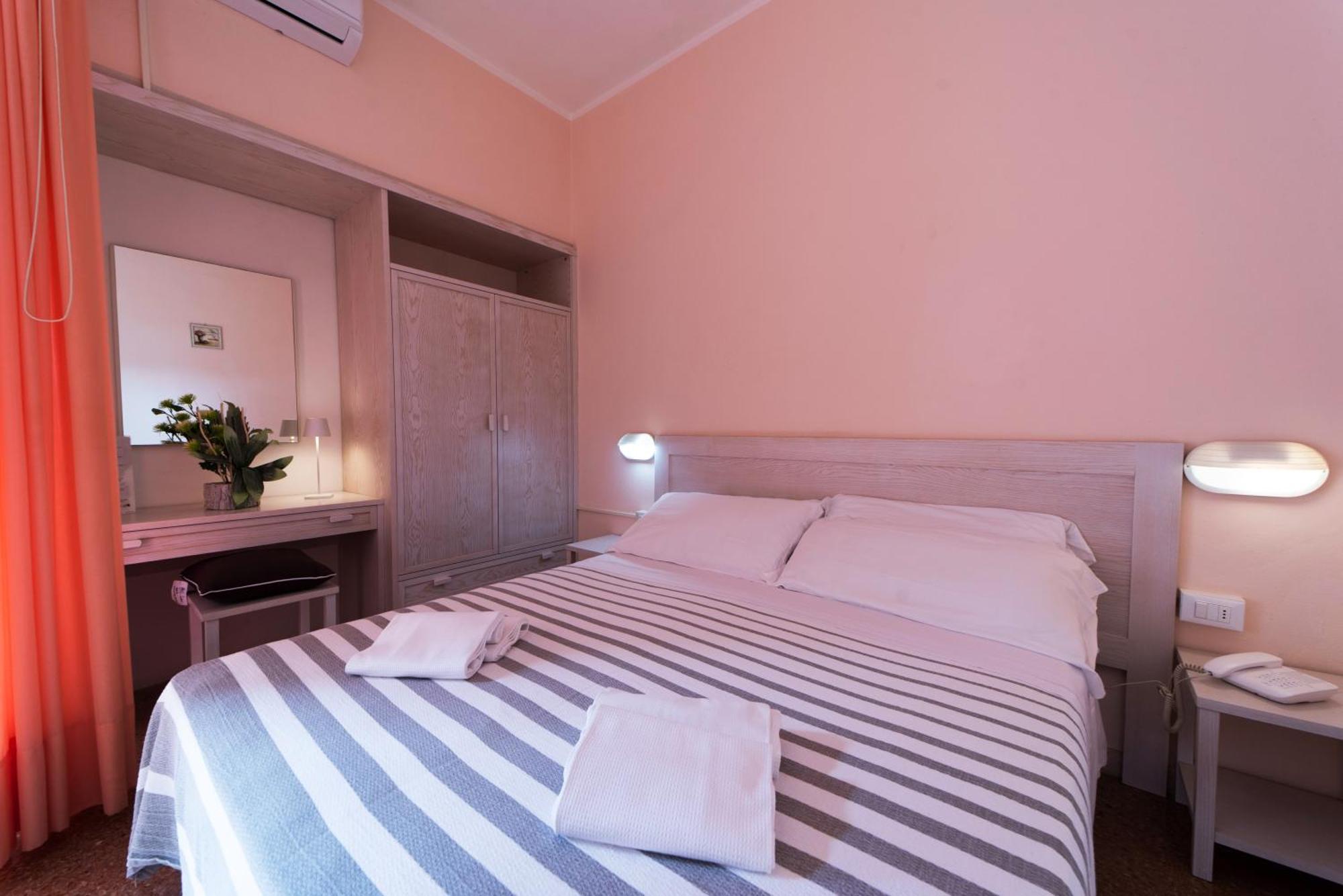 Frank'S Hotel Capoliveri Kültér fotó