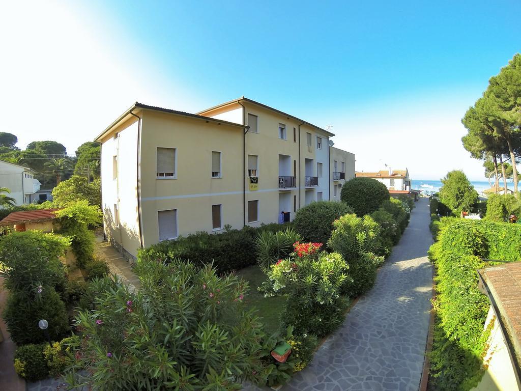 Frank'S Hotel Capoliveri Kültér fotó