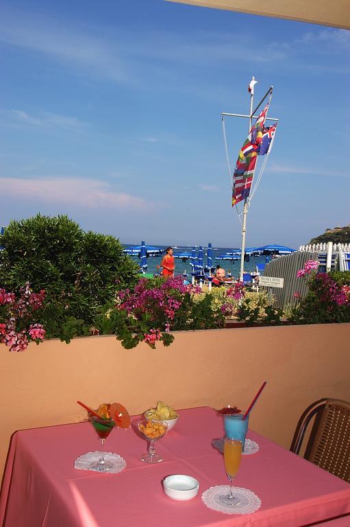 Frank'S Hotel Capoliveri Kültér fotó